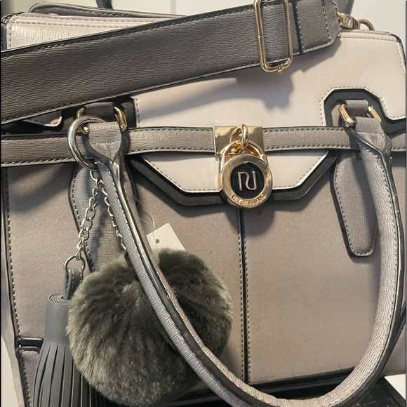 Brand new with tags - Picture 6 of 8